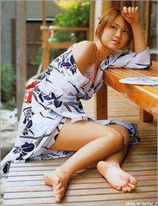 《女模特内衣秀-春色无边女儿国》