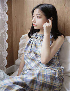 《一个吃上面两个吃小段电影-a在线视频播放免费视频完整版》