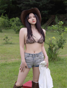 《貂蝉两只大兔子的动画片-三年在线观看免费观看大全》